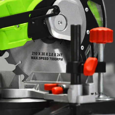 Scie à Onglet 1400w - 210mm - Constructor 5 Scie à Onglet 1400w - 210mm - Constructor – Image 3