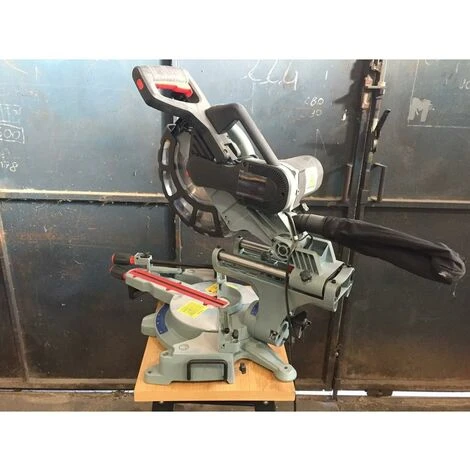 SCIE À ONGLETS RADIALE 2000W Ø305mm COUPE BOIS FERVI 0871 6 SCIE À ONGLETS RADIALE 2000W Ø305mm COUPE BOIS FERVI 0871 – Image 4